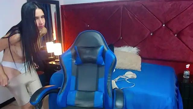 Snapshot of victoria_adams07 chatting on 02/10/26, 07:51 victoria adams07 online show from 02/10/26, 07:51