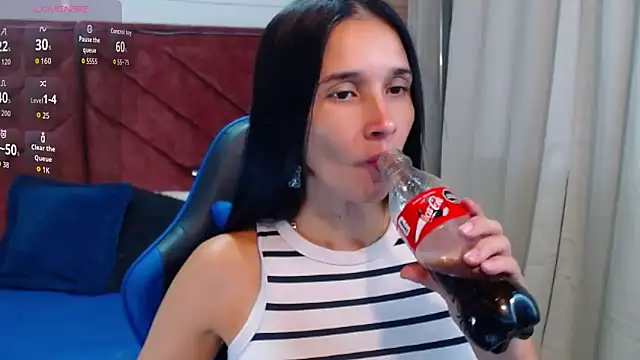 Snapshot of victoria_adams07 chatting on 02/26/26, 08:52 victoria adams07 online show from 02/26/26, 08:52