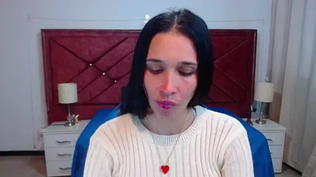 Snapshot of victoria_adams07 chatting on 03/28/26, 08:52 victoria adams07 online show from 03/28/26, 08:52