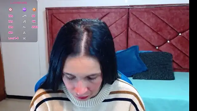 Snapshot of victoria_adams07 chatting on 04/15/26, 02:35 victoria adams07 online show from 04/15/26, 02:35