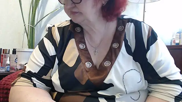 Snapshot of DeniseeRosea chatting on 04/30/26, 11:05 DeniseeRosea online show from 04/30/26, 11:05