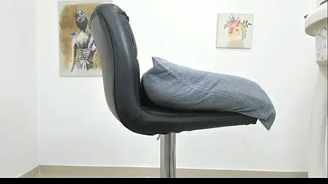 Snapshot of elizabethQuenx chatting on 01/31/25, 09:26 elizabethQuenx online show from 01/31/25, 09:26