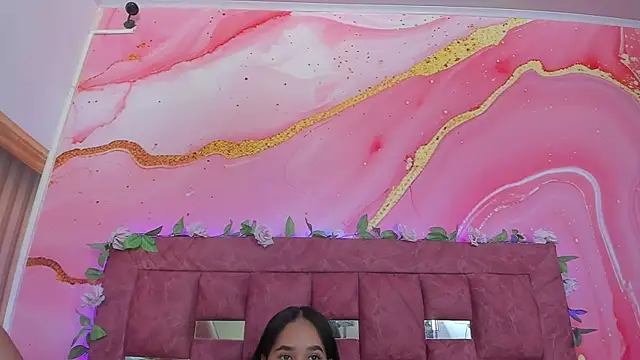 Snapshot of scarlett__evans_ chatting on 07/14/26, 06:24 scarlett evans online show from 07/14/26, 06:24