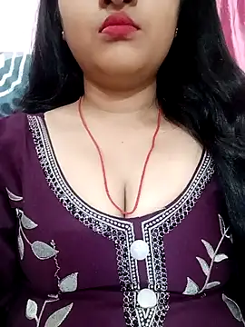 Simran-001 online show from 03/18/25, 06:15