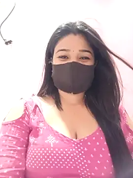 Snapshot of Simran-001 chatting on 04/11/26, 12:09 Simran-001 online show from 04/11/26, 12:09