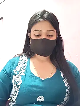 Snapshot of Simran-001 chatting on 04/23/26, 01:24 Simran-001 online show from 04/23/26, 01:24