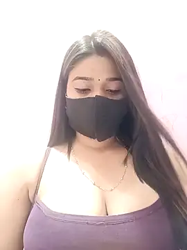 Snapshot of Simran-001 chatting on 04/26/26, 12:58 Simran-001 online show from 04/26/26, 12:58