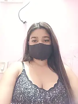 Snapshot of Simran-001 chatting on 06/07/26, 01:15 Simran-001 online show from 06/07/26, 01:15