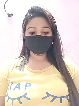 Snapshot of Simran-001 chatting on 06/22/26, 12:24 Simran-001 online show from 06/22/26, 12:24