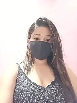 Snapshot of Simran-001 chatting on 07/02/26, 02:45 Simran-001 online show from 07/02/26, 02:45