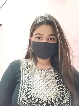 Snapshot of Simran-001 chatting on 08/01/26, 12:15 Simran-001 online show from 08/01/26, 12:15