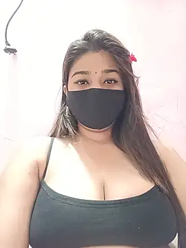 Snapshot of Simran-001 chatting on 08/05/26, 12:19 Simran-001 online show from 08/05/26, 12:19