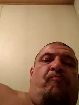 Snapshot of david799179 chatting on 07/19/26, 11:19 david799179 online show from 07/19/26, 11:19