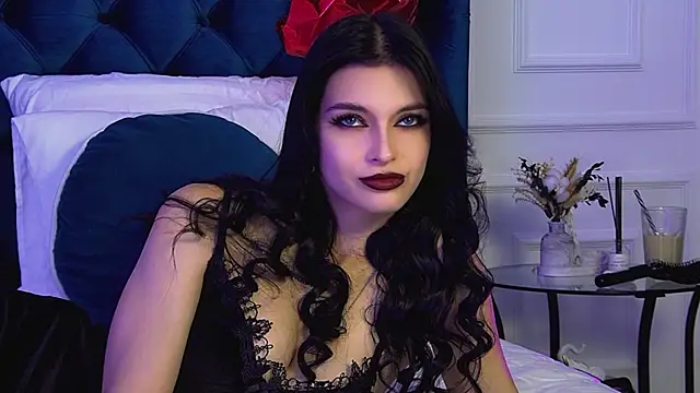 Snapshot of BeverlyMost chatting on 02/15/26, 07:05 BeverlyMost online show from 02/15/26, 07:05