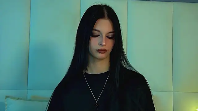 Snapshot of BeverlyMost chatting on 03/10/26, 06:35 BeverlyMost online show from 03/10/26, 06:35