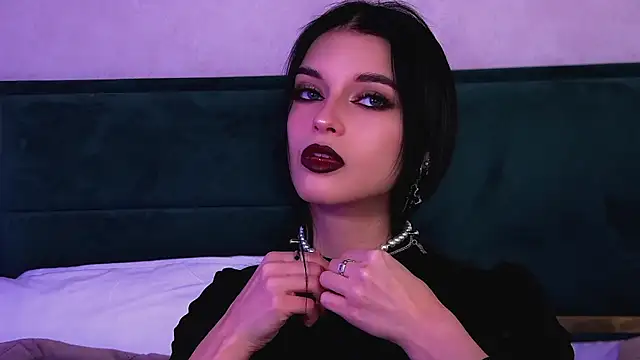 Snapshot of BeverlyMost chatting on 03/21/26, 06:29 BeverlyMost online show from 03/21/26, 06:29