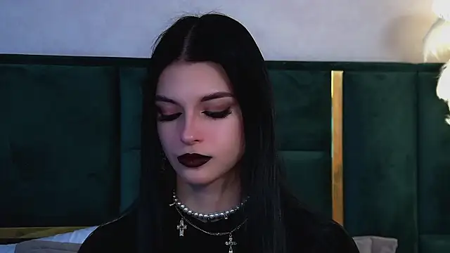 Snapshot of BeverlyMost chatting on 03/21/26, 08:41 BeverlyMost online show from 03/21/26, 08:41