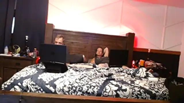 krash n babi online show from 03/01/26, 09:11