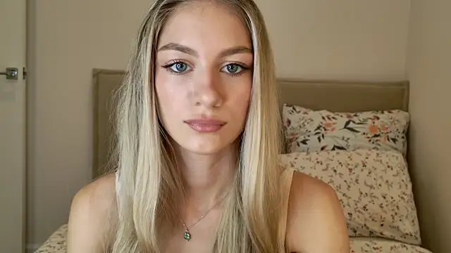 GabriellaOlsen online show from 09/22/25, 10:50