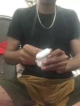 Snapshot of punjabi_munda38 chatting on 02/02/25, 04:43 punjabi munda38 online show from 02/02/25, 04:43