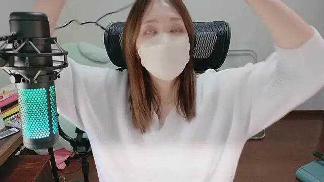 mio7635 online show from 07/23/26, 02:04