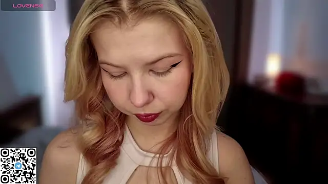 LynetHakes online show from 03/21/26, 06:18