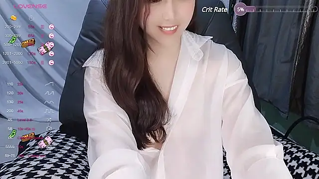 Snapshot of tunestar chatting on 03/09/25, 04:49 tunestar online show from 03/09/25, 04:49