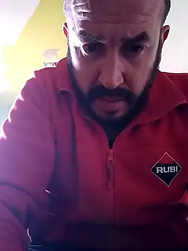 Snapshot of wapo100x100 chatting on 02/10/25, 01:11 wapo100x100 online show from 02/10/25, 01:11