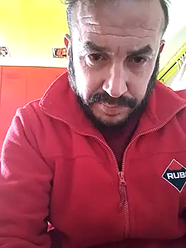 Snapshot of wapo100x100 chatting on 02/27/25, 10:26 wapo100x100 online show from 02/27/25, 10:26