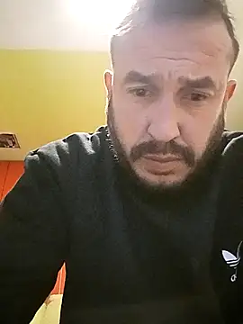 Snapshot of wapo100x100 chatting on 03/12/25, 08:20 wapo100x100 online show from 03/12/25, 08:20