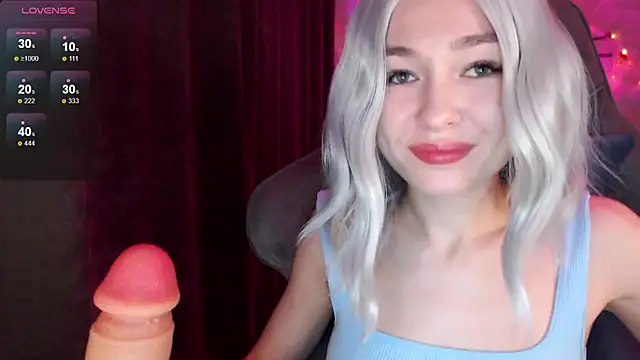 Ohmy Nora  online show from 11/16/25, 10:26