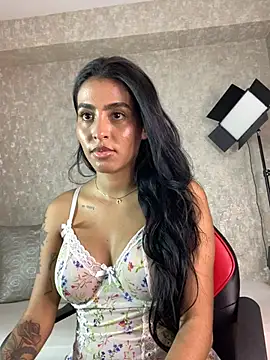 Snapshot of genesissara chatting on 04/27/26, 07:34 genesissara online show from 04/27/26, 07:34