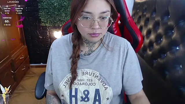 natyk m online show from 10/15/25, 01:22