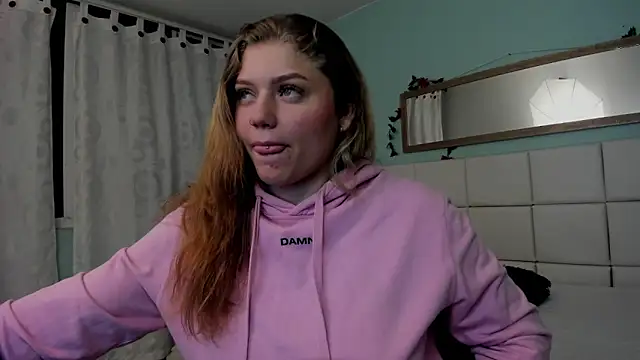 alaia greyy online show from 03/08/25, 01:03