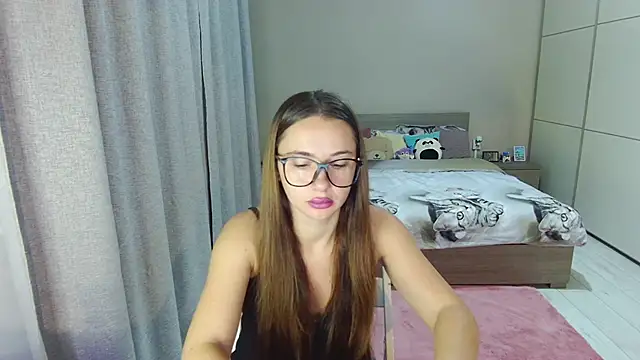 Snapshot of singletrouble chatting on 10/08/25, 04:43 singletrouble online show from 10/08/25, 04:43