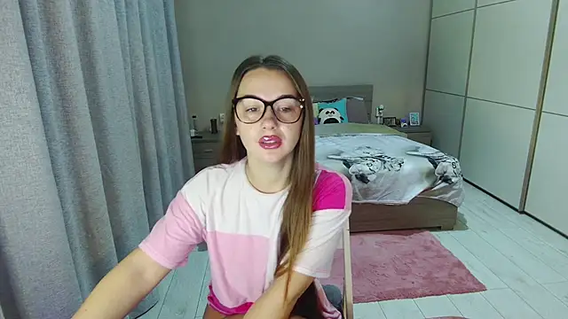 Snapshot of singletrouble chatting on 10/18/25, 04:26 singletrouble online show from 10/18/25, 04:26