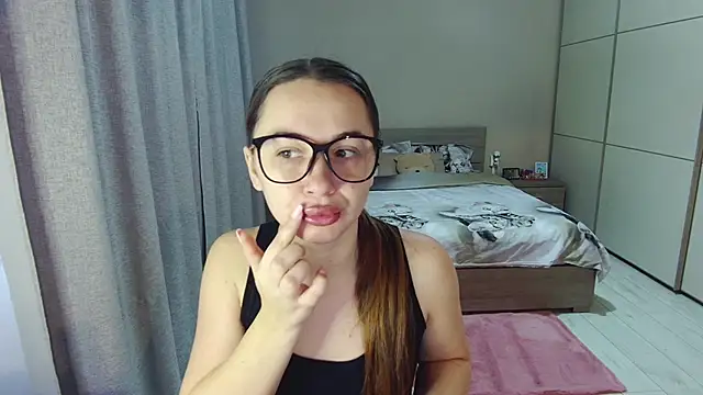 Snapshot of singletrouble chatting on 12/18/25, 06:08 singletrouble online show from 12/18/25, 06:08