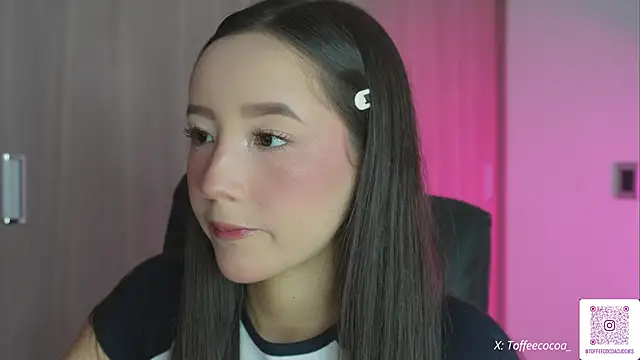 Snapshot of sophi_lii chatting on 09/19/25, 09:15 sophi lii online show from 09/19/25, 09:15