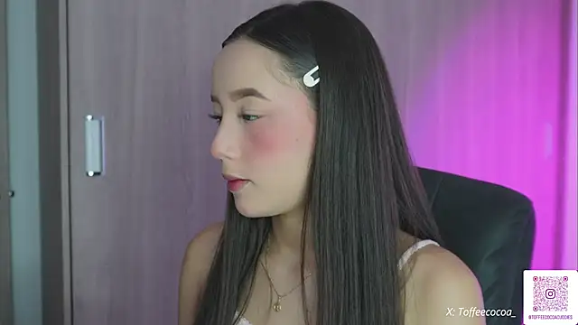 Snapshot of sophi_lii chatting on 09/21/25, 05:47 sophi lii online show from 09/21/25, 05:47