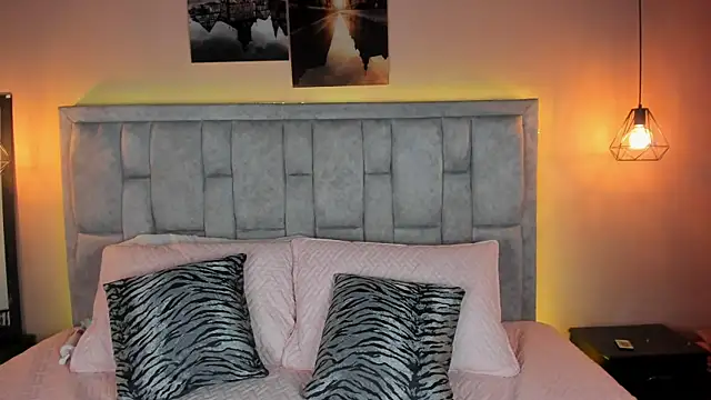 Melody thonson online show from 01/28/25, 06:49