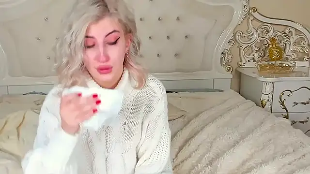 Snapshot of wawmom chatting on 03/21/26, 07:24 wawmom online show from 03/21/26, 07:24