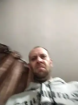 MaxDevilWhite online show from 01/15/26, 06:00