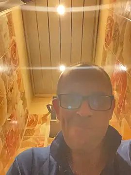 MaxDevilWhite online show from 02/28/26, 08:43