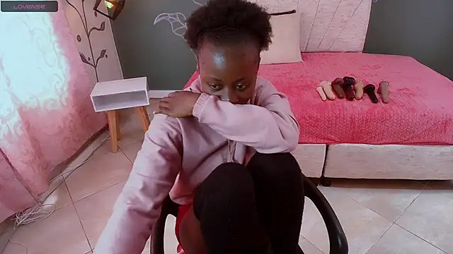 Sara Naugty online show from 02/11/25, 03:40