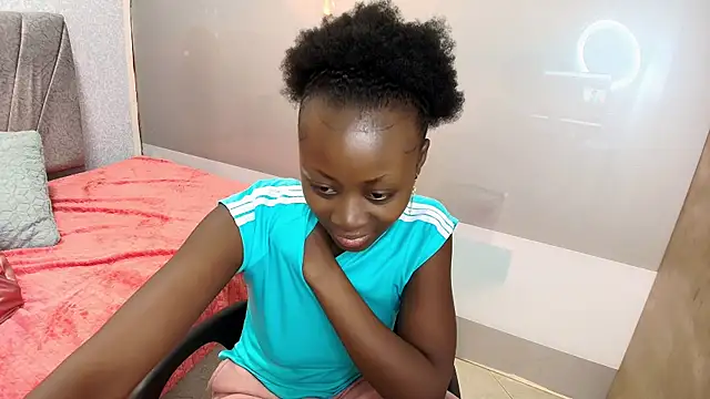 Sara Naugty online show from 02/17/25, 07:53