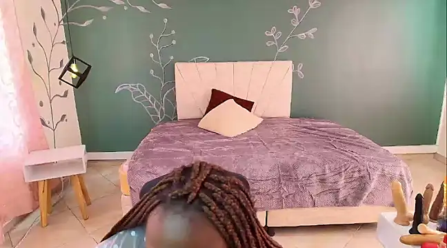 Sara Naugty online show from 03/08/25, 02:40