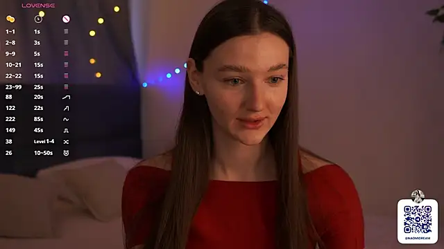 Snapshot of GeorginaDudley chatting on 12/23/25, 07:17 GeorginaDudley online show from 12/23/25, 07:17