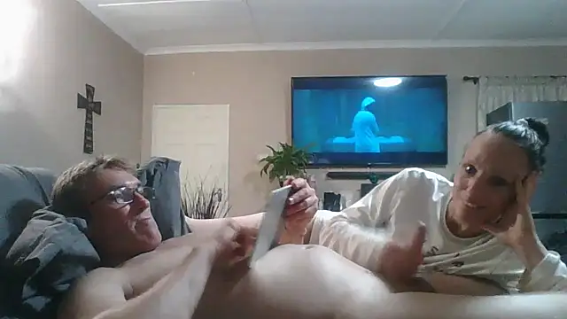 Snapshot of xylegs chatting on 09/24/25, 09:51 xylegs online show from 09/24/25, 09:51