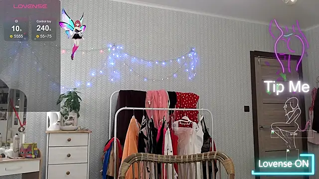 Snapshot of Soffya_Soy chatting on 11/09/25, 01:53 Soffya Soy online show from 11/09/25, 01:53