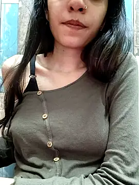 Snapshot of cute_IndianBabe chatting on 10/06/25, 12:30 cute IndianBabe online show from 10/06/25, 12:30